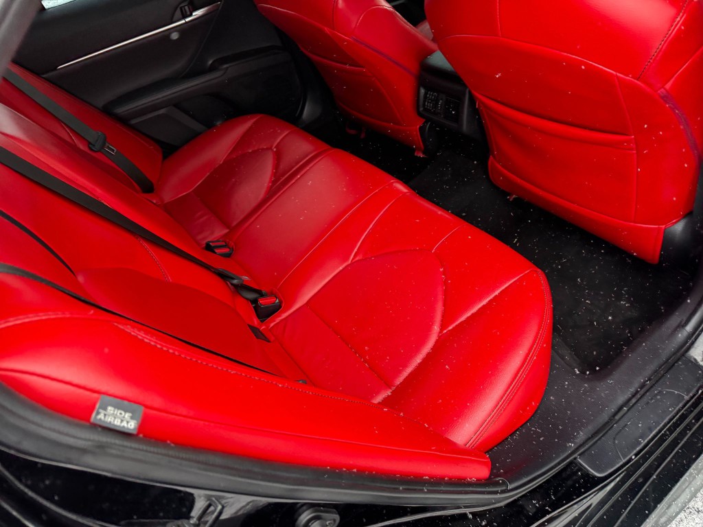 2021 Toyota Camry Image 6