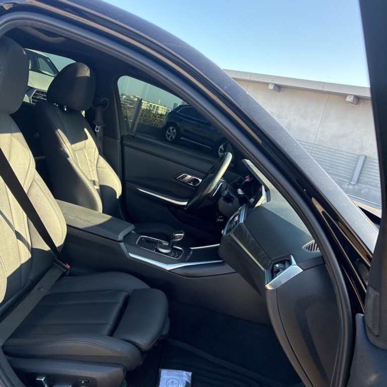 2019 BMW 3 Series Image 8