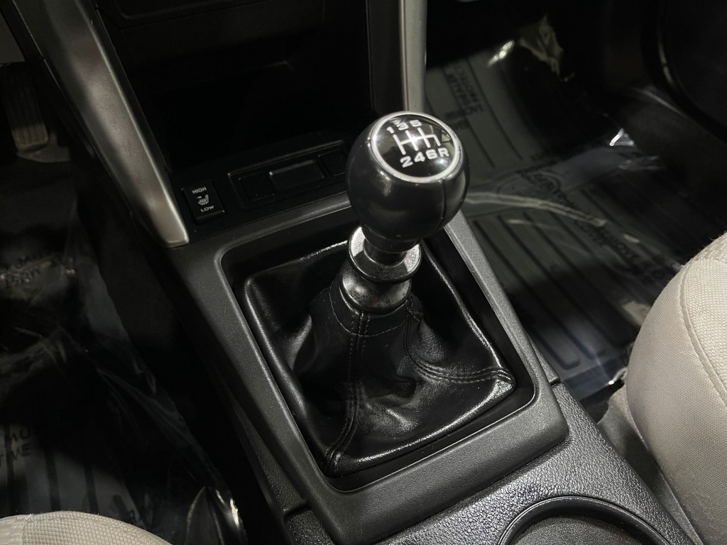 2014 Subaru Forester Image 27