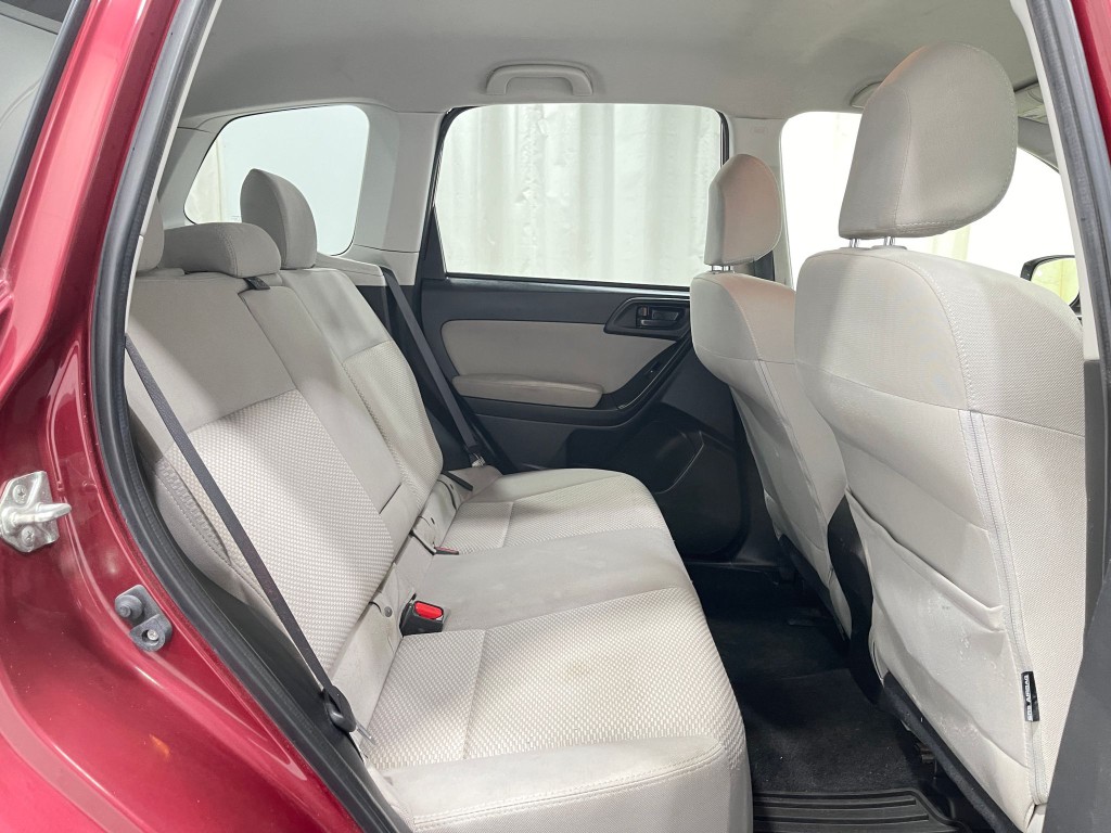 2014 Subaru Forester Image 29