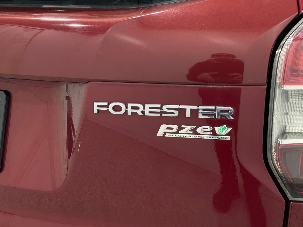 2014 Subaru Forester Image 37