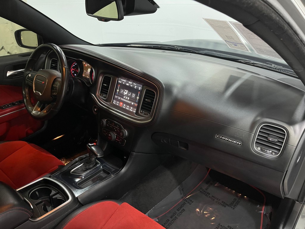 2019 Dodge Charger Image 18