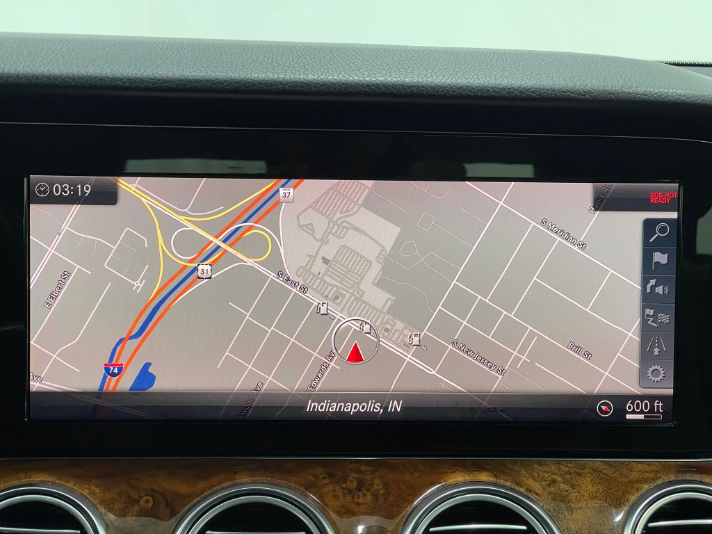 2018 Mercedes-Benz E-Class Image 10