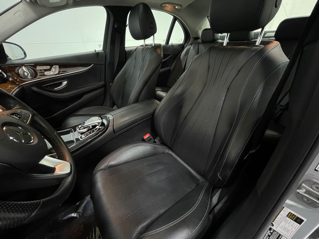 2018 Mercedes-Benz E-Class Image 15