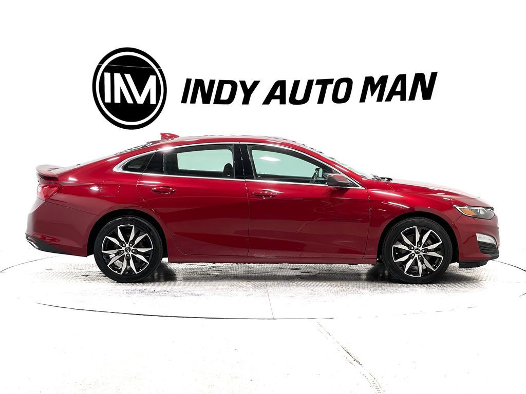 2021 Chevrolet Malibu Image 3