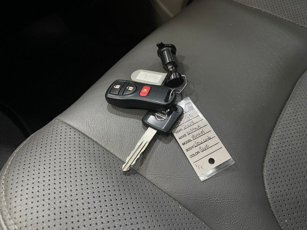 2019 Nissan Frontier Image 35