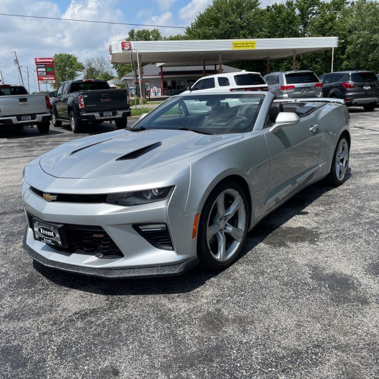 2017 Chevrolet Camaro Image 2