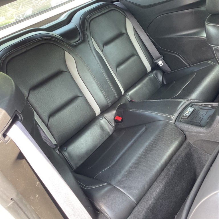 2017 Chevrolet Camaro Image 12