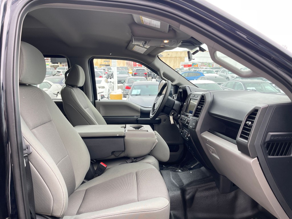 2022 Ford F-350 Image 30