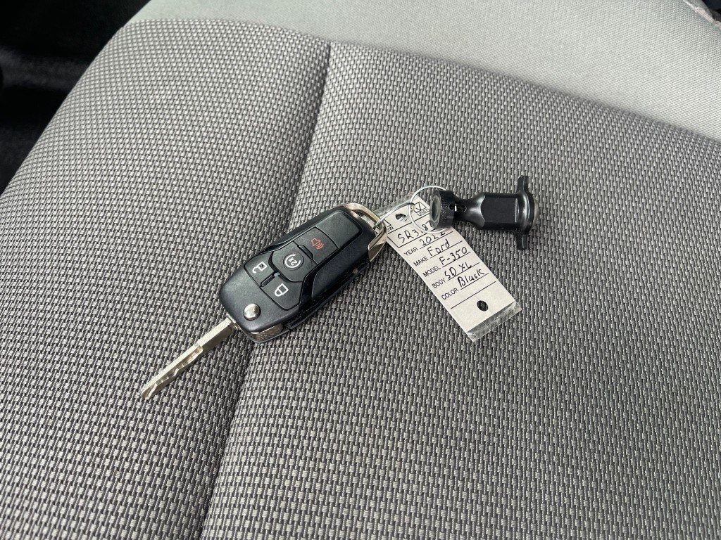 2022 Ford F-350 Image 35