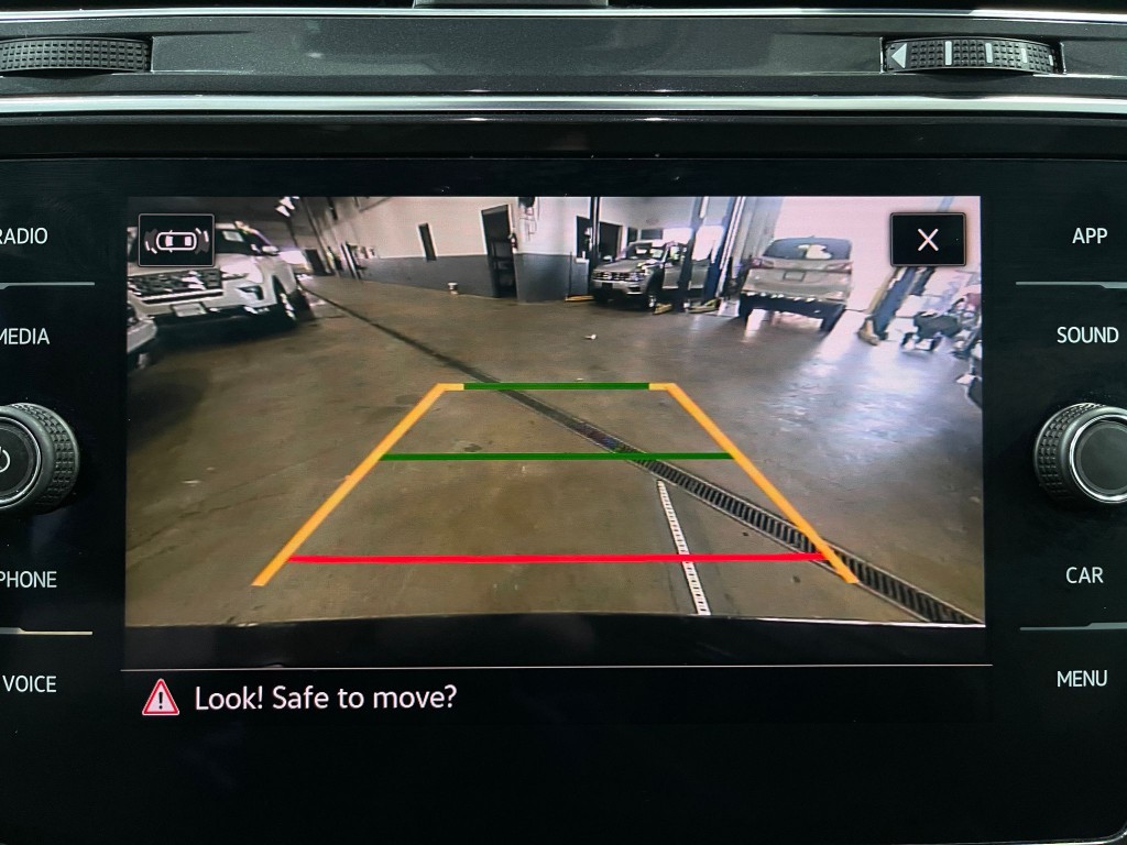 2022 Volkswagen Tiguan Image 10