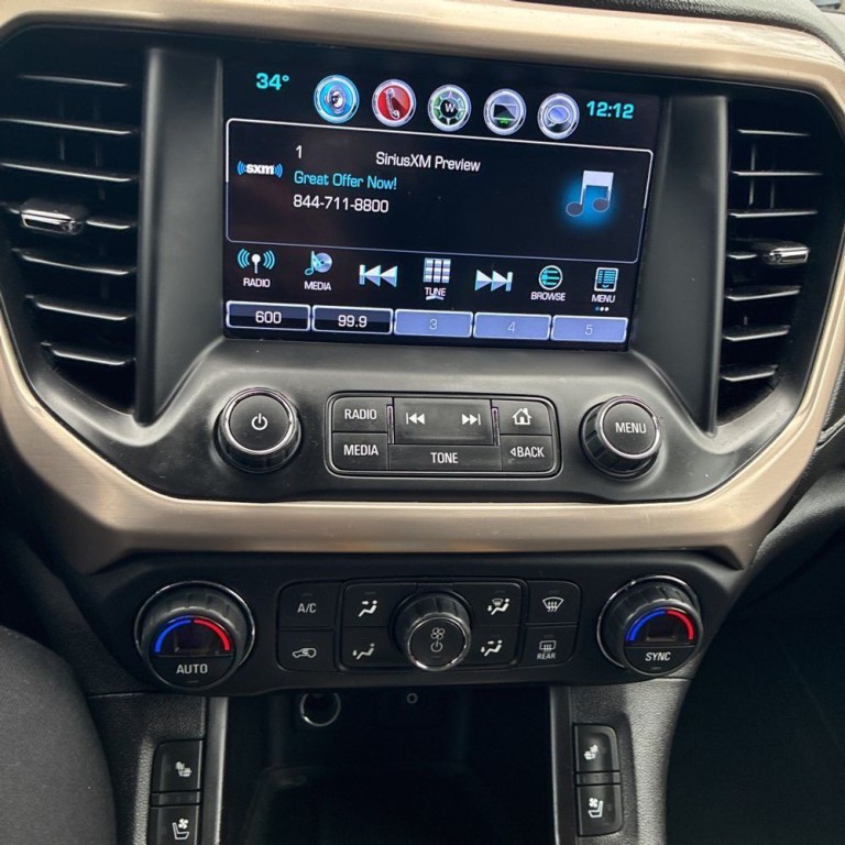 2018 GMC Acadia Image 10