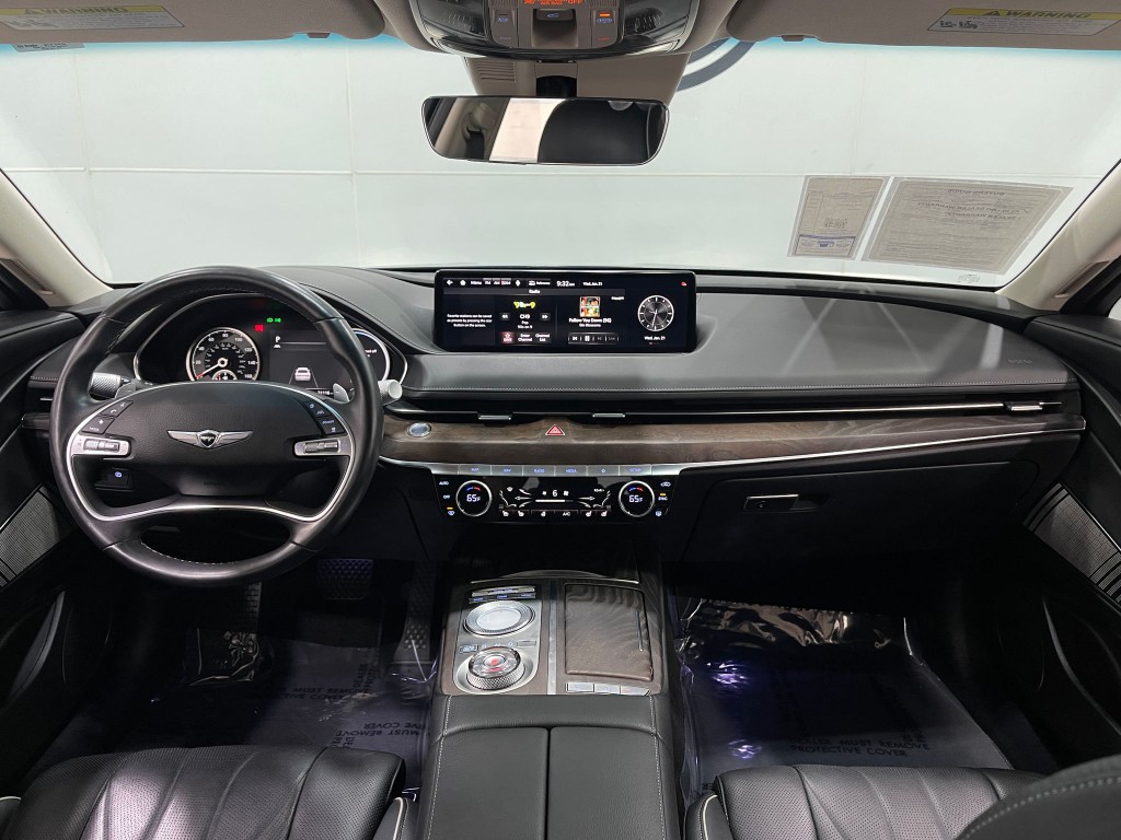 2021 Genesis G80 Image 20