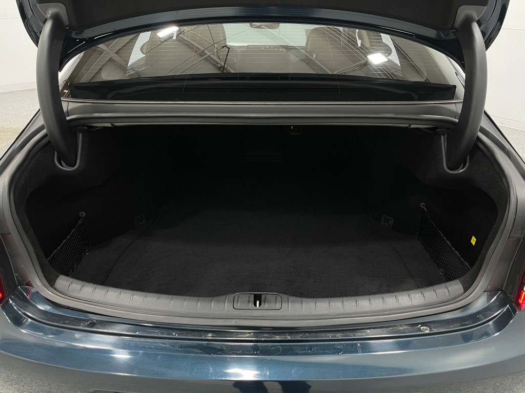 2021 Genesis G80 Image 27