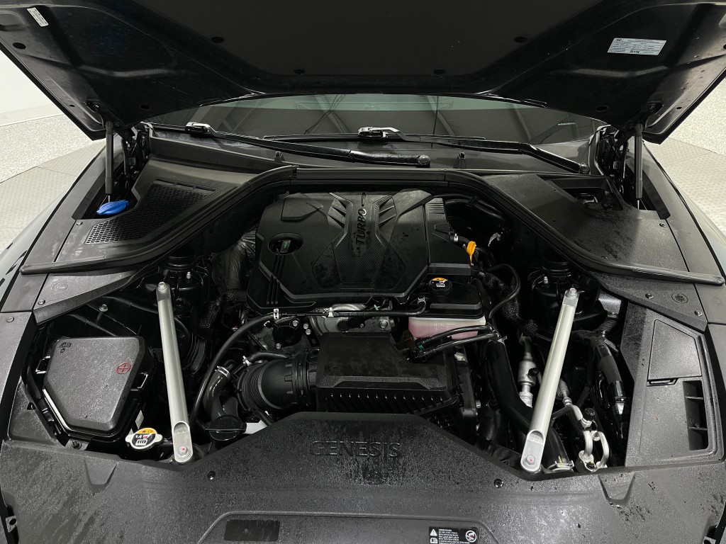 2021 Genesis G80 Image 28