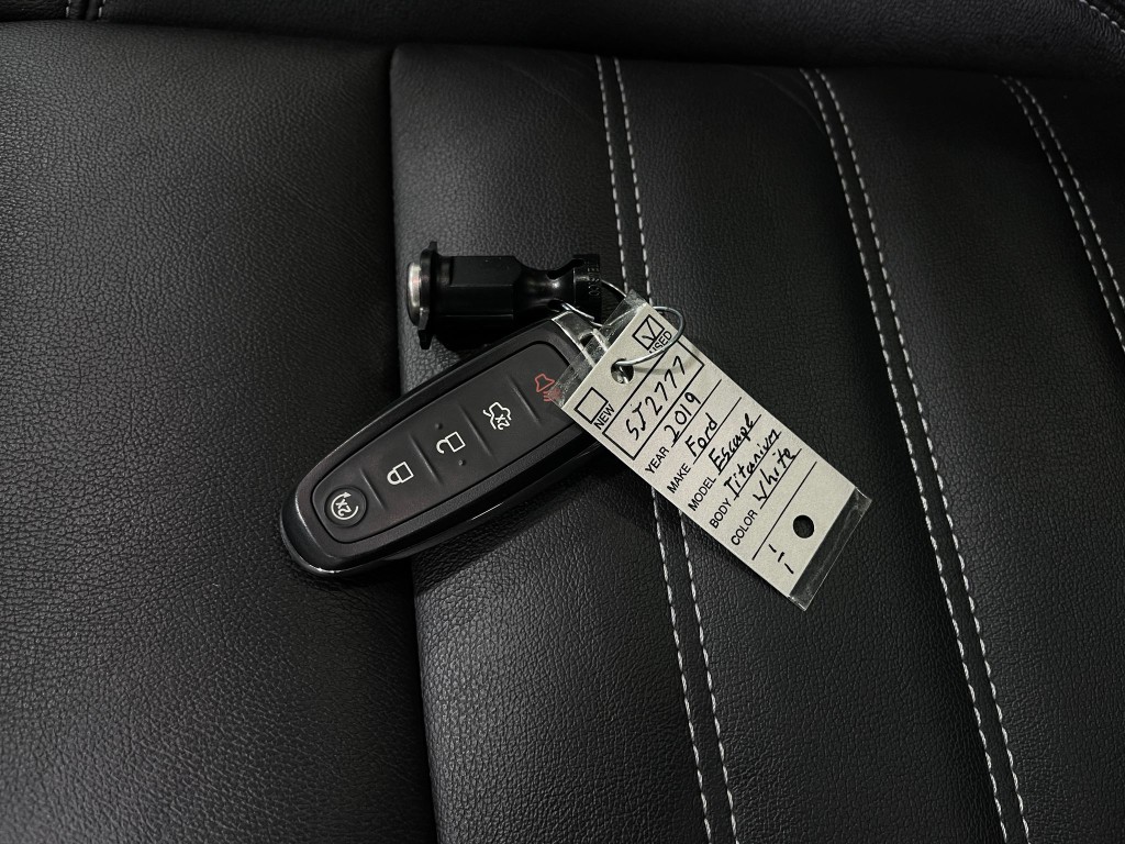 2019 Ford Escape Image 38