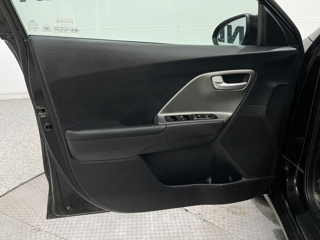 2019 Kia Niro Image 13