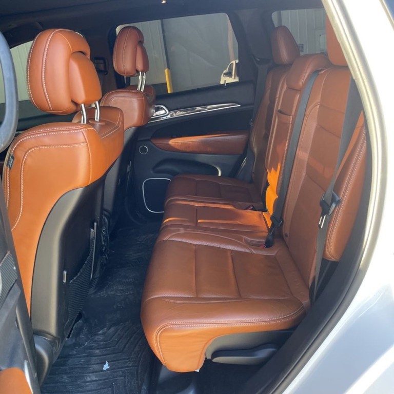 2016 Jeep Grand Cherokee Image 17