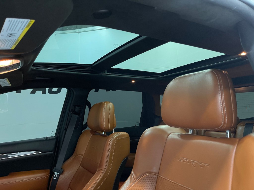 2016 Jeep Grand Cherokee Image 12