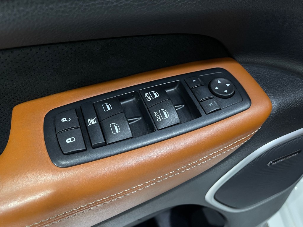 2016 Jeep Grand Cherokee Image 16