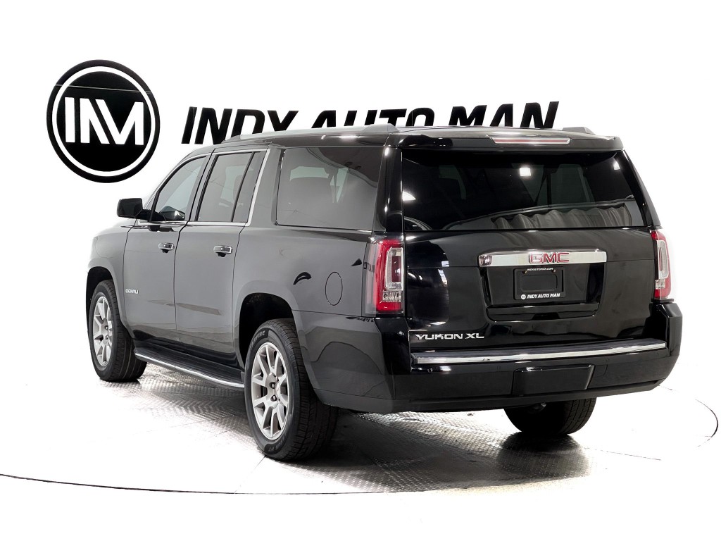 2020 GMC Yukon Image 6