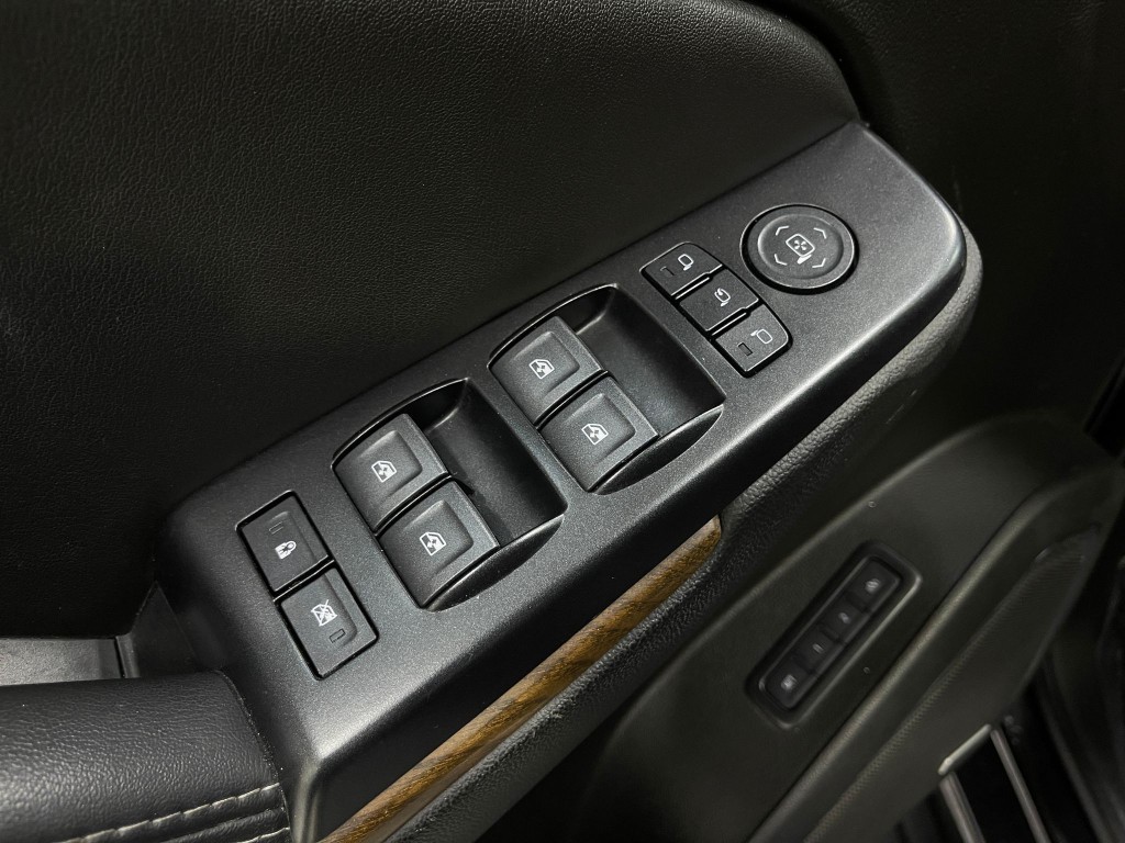 2020 GMC Yukon Image 15