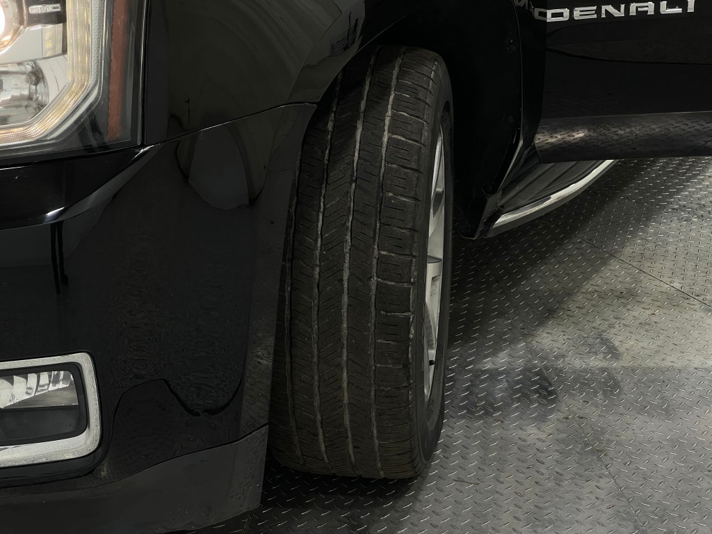 2020 GMC Yukon Image 36