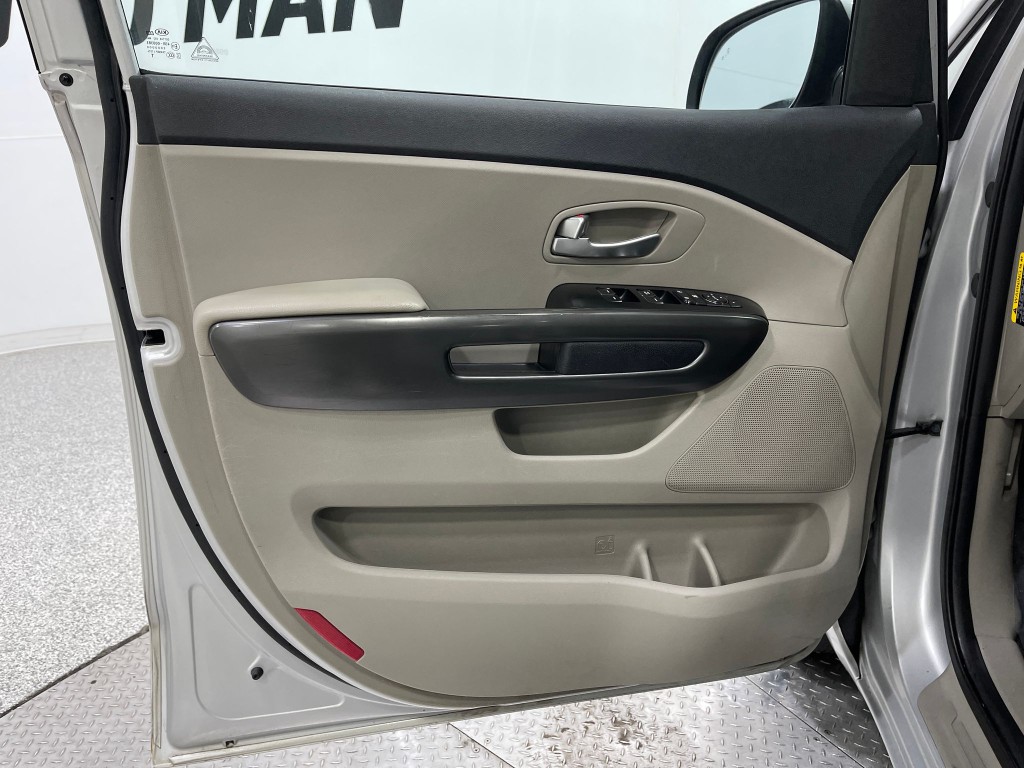 2020 Kia Sedona Image 14