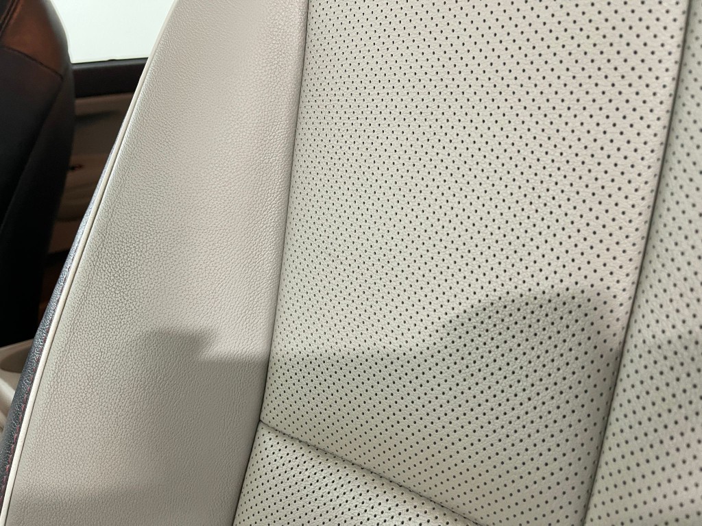 2020 Kia Sedona Image 17