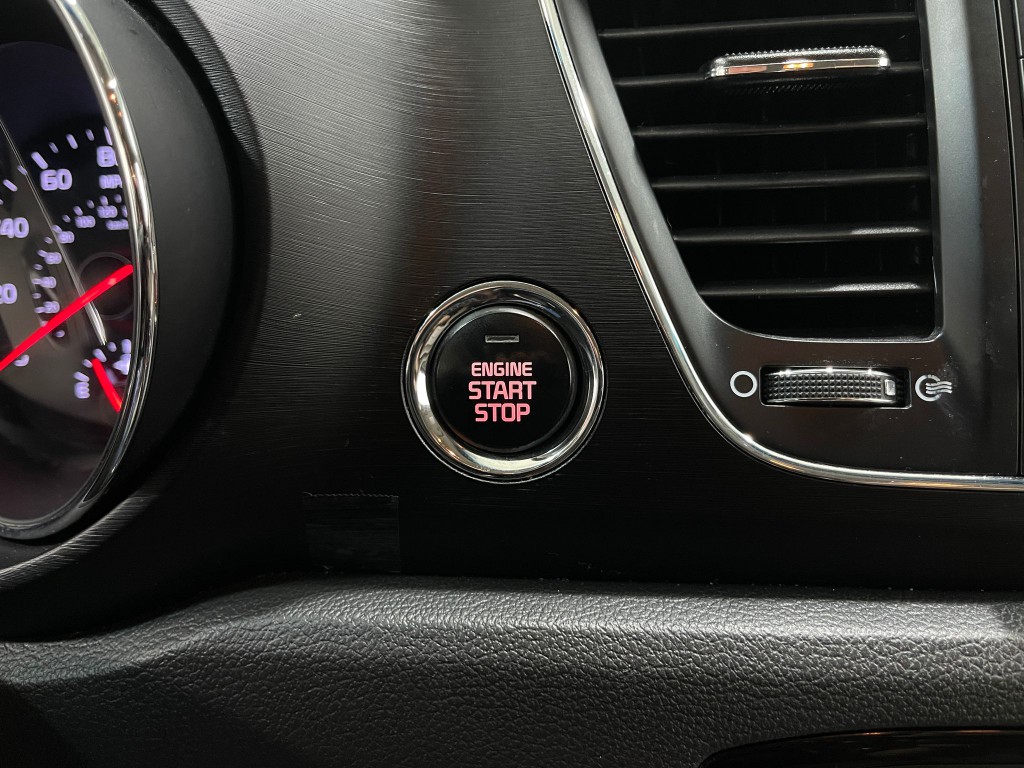 2020 Kia Sedona Image 20