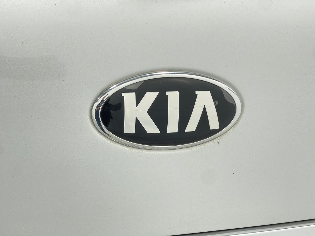 2020 Kia Sedona Image 39