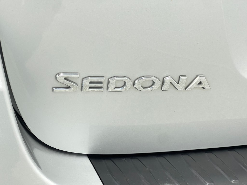2020 Kia Sedona Image 40