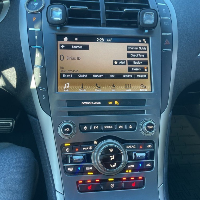 2019 Lincoln MKZ Image 11