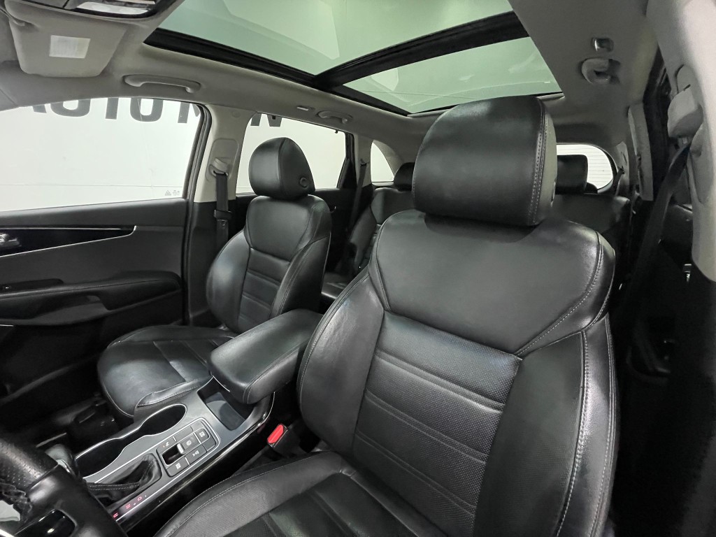 2019 Kia Sorento Image 14