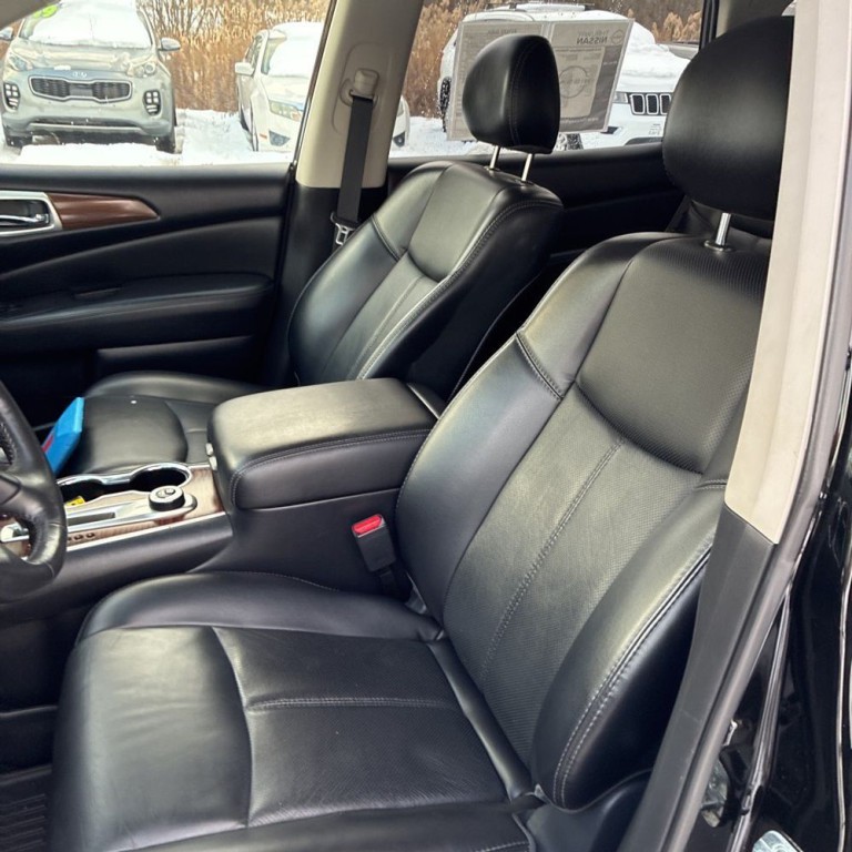 2019 Nissan Pathfinder Image 7