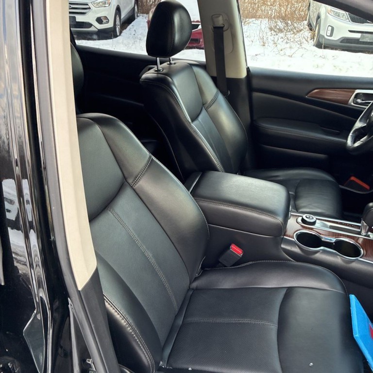 2019 Nissan Pathfinder Image 8