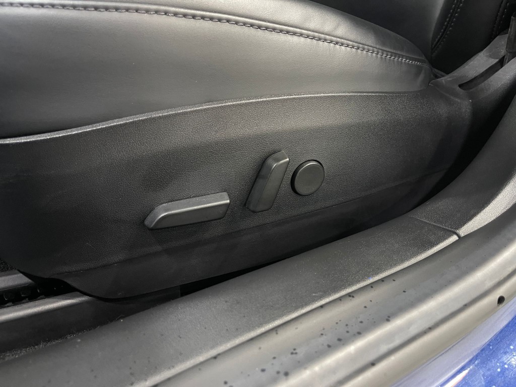 2018 Tesla Model 3 Image 16