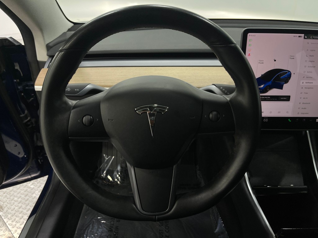 2018 Tesla Model 3 Image 20