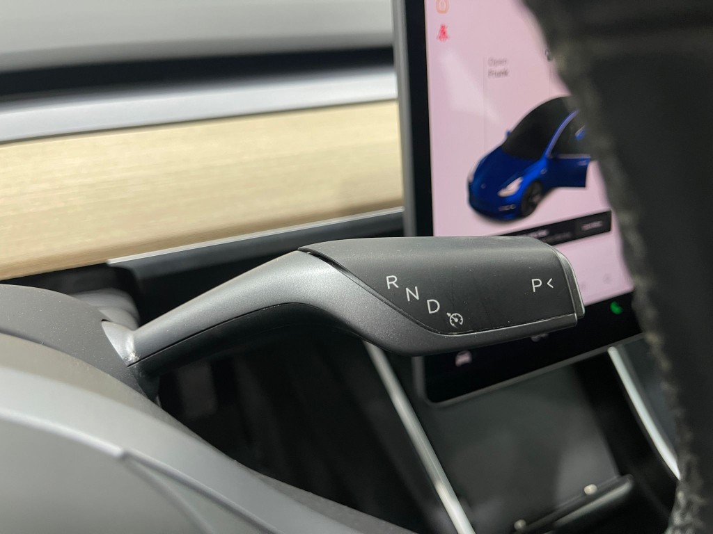 2018 Tesla Model 3 Image 26