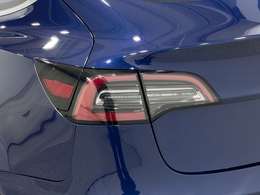 2018 Tesla Model 3 Image 31