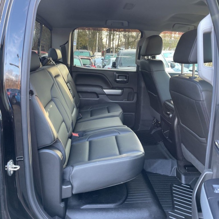 2018 Chevrolet Silverado 1500 Image 12