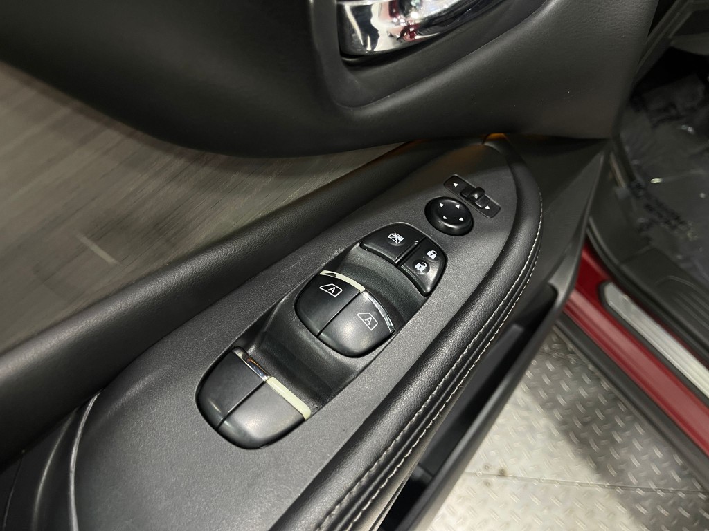 2017 Nissan Murano Image 16