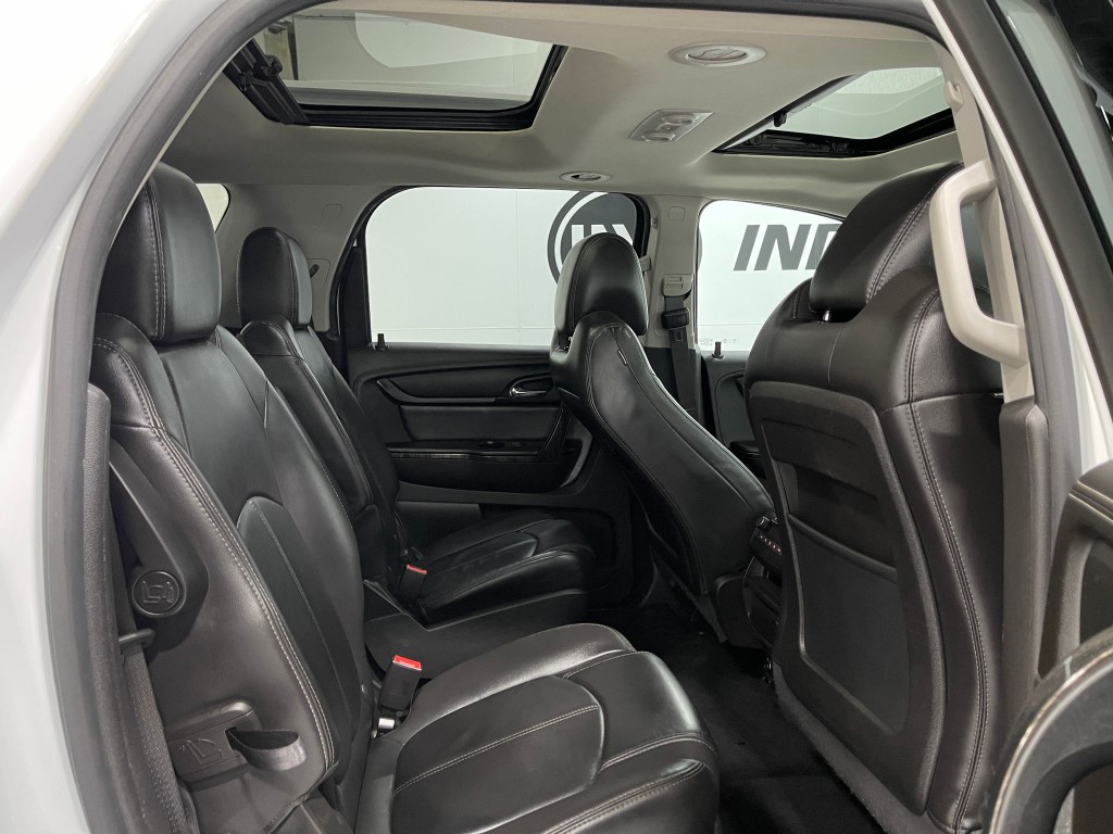 2017 GMC Acadia Image 35