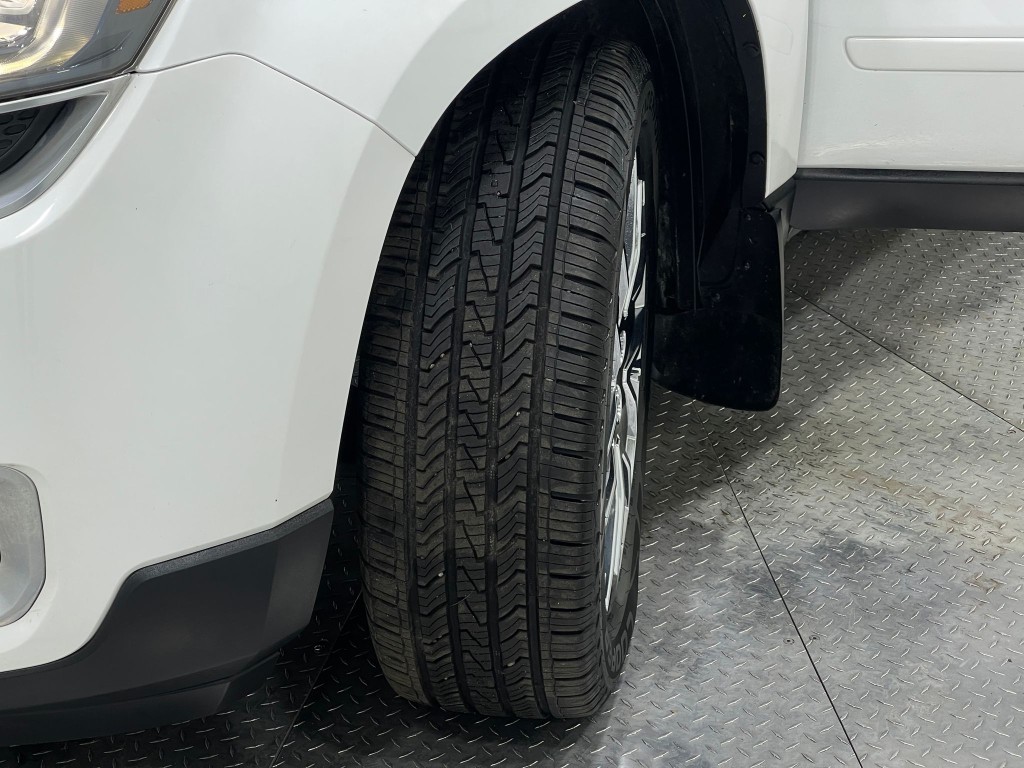 2017 GMC Acadia Image 40