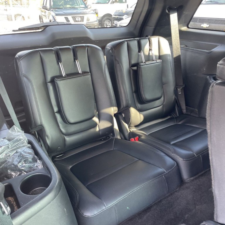 2016 Ford Explorer Image 16