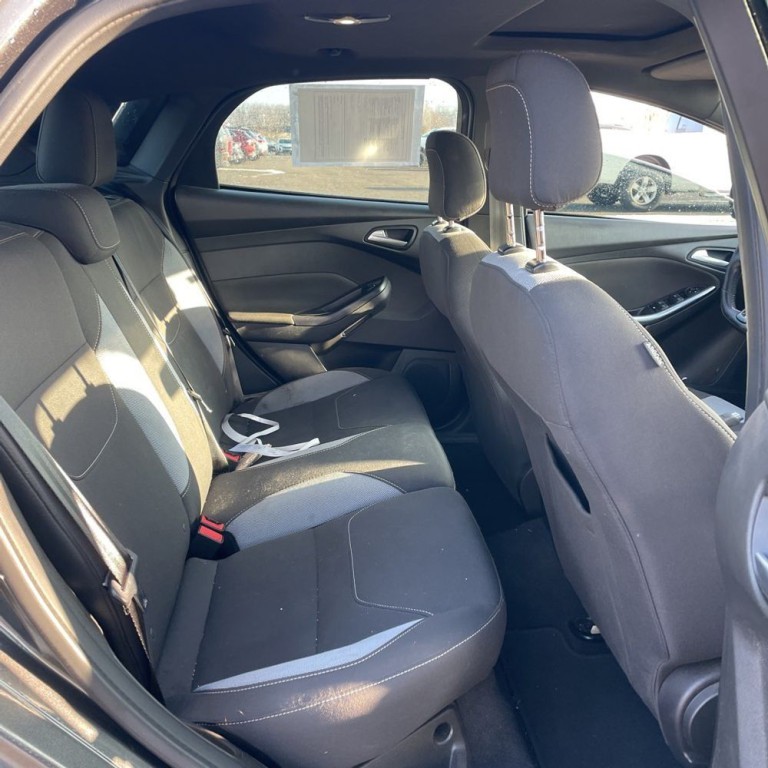 2016 Ford Focus Image 13