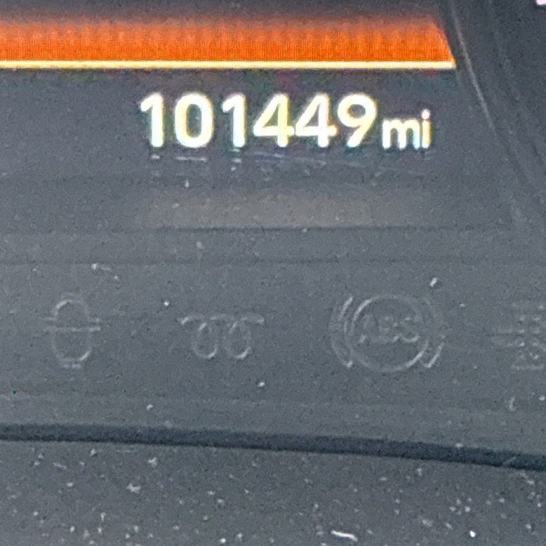 2018 Genesis G80 Image 10