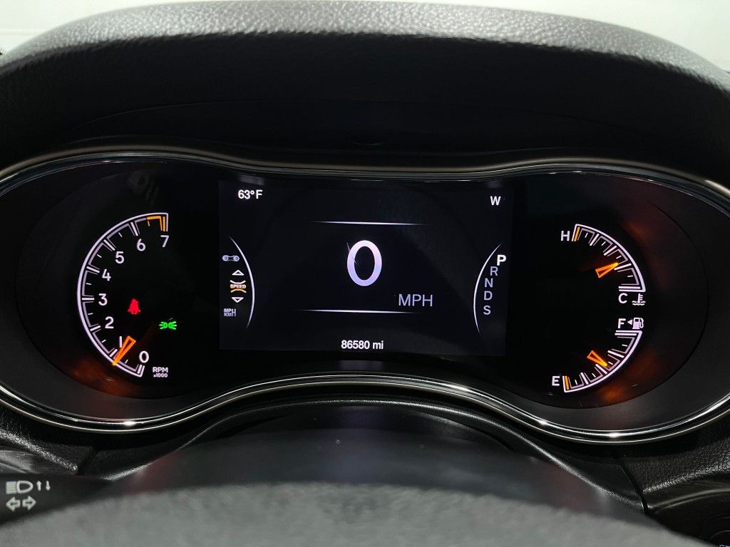 2014 Jeep Grand Cherokee Image 23