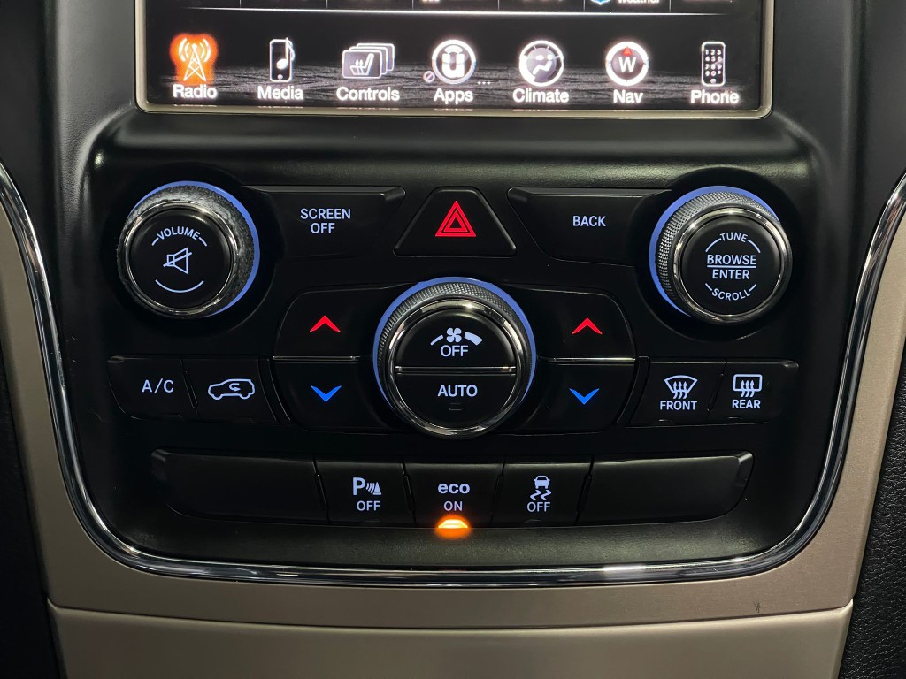 2014 Jeep Grand Cherokee Image 25