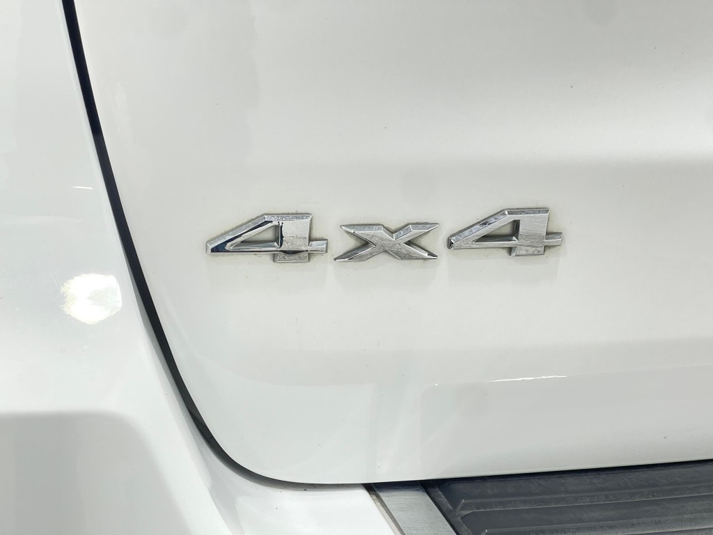 2014 Jeep Grand Cherokee Image 38